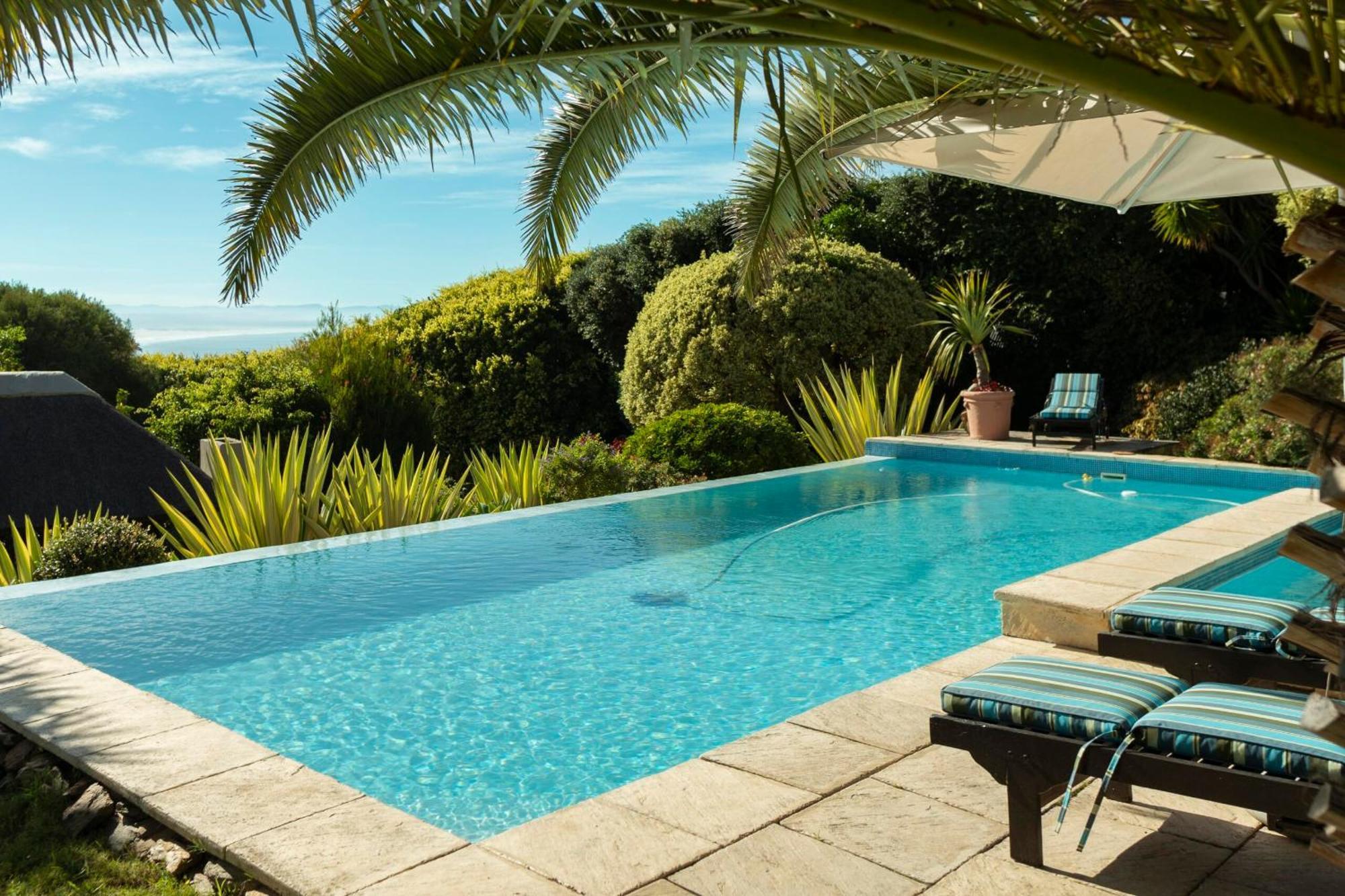 The Ocean Bay Luxury Guesthouse Jeffreys Bay Exterior photo